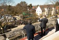 Feierliche Rede beim Richtfest, Rainer Detjen (Mitte)